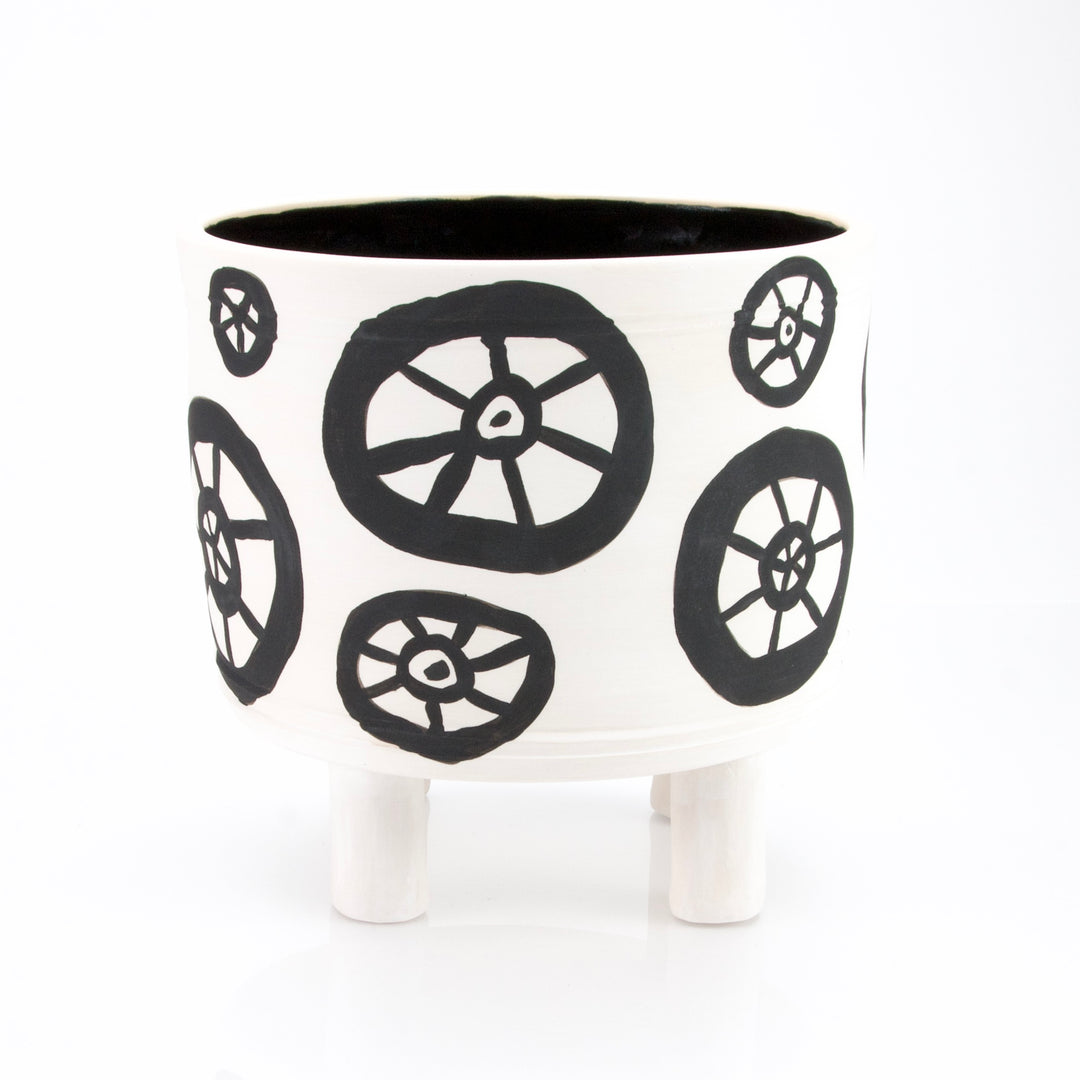 Elevated Planter Pot 6" - Bicycle Wheel